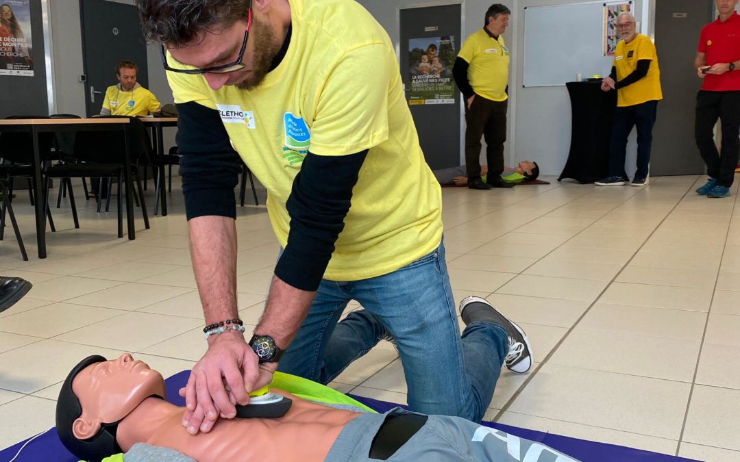 Un record mondial : le plus long massage cardiaque du monde !